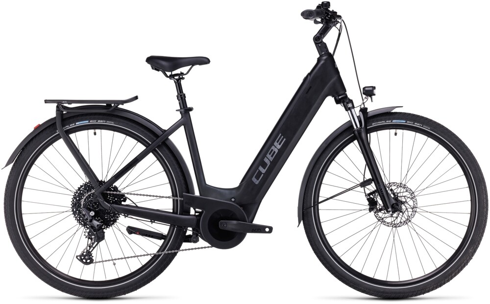 Cube - Touring Hybrid Pro 625 W (black-metal)