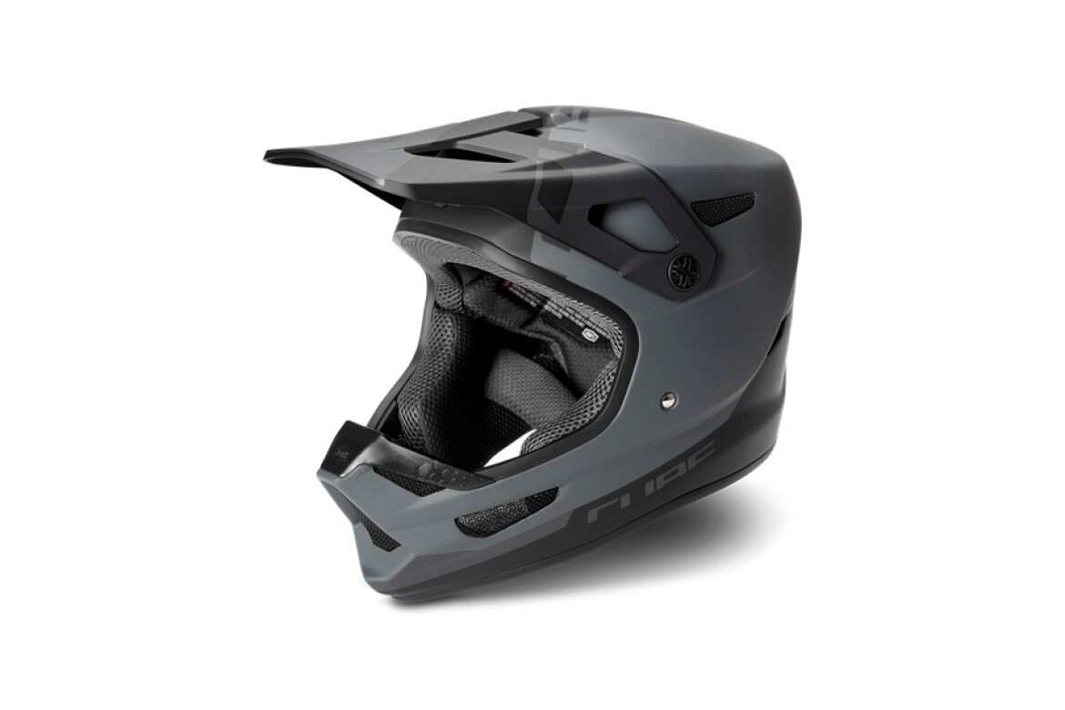 Cube Helm STATUS X 100% black