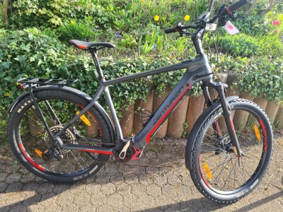 Centurion Backfire E R860i EQ Rh. XL