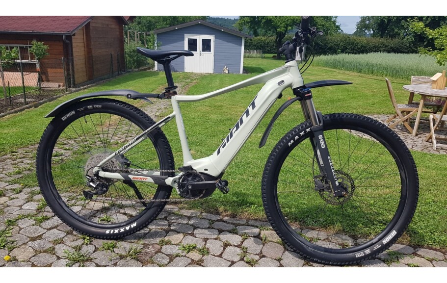 GIANT Fathom E-MTB Rh. L