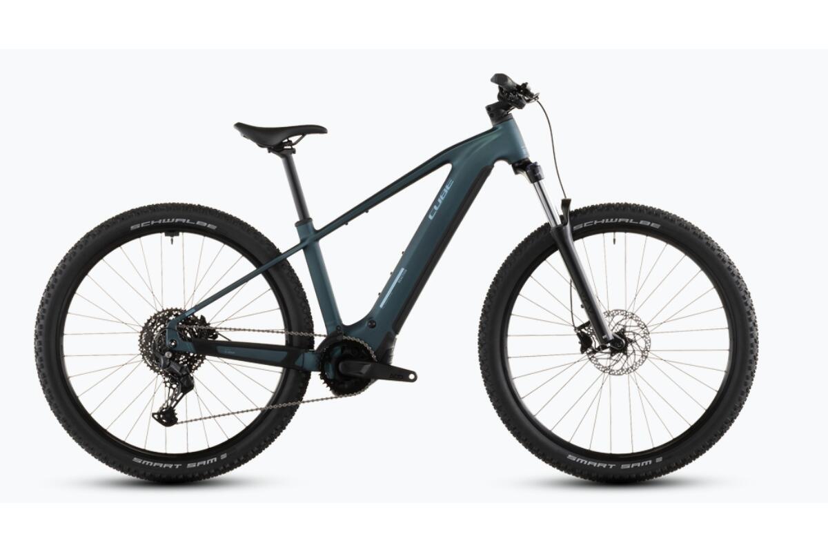 Cube Reaction Hybrid ONE 800