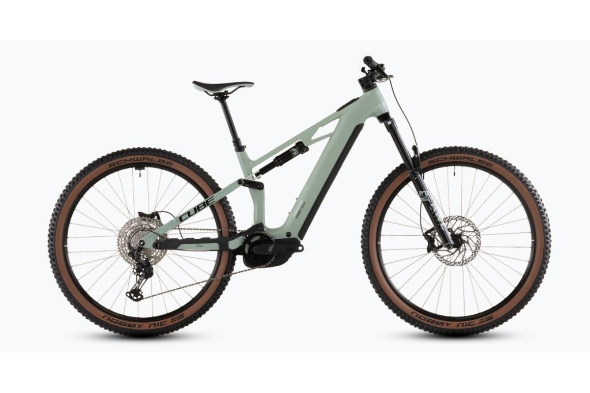 Cube Stereo Hybrid ONE44 HPC Race 800