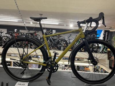 Topstone 2 ausgestattet