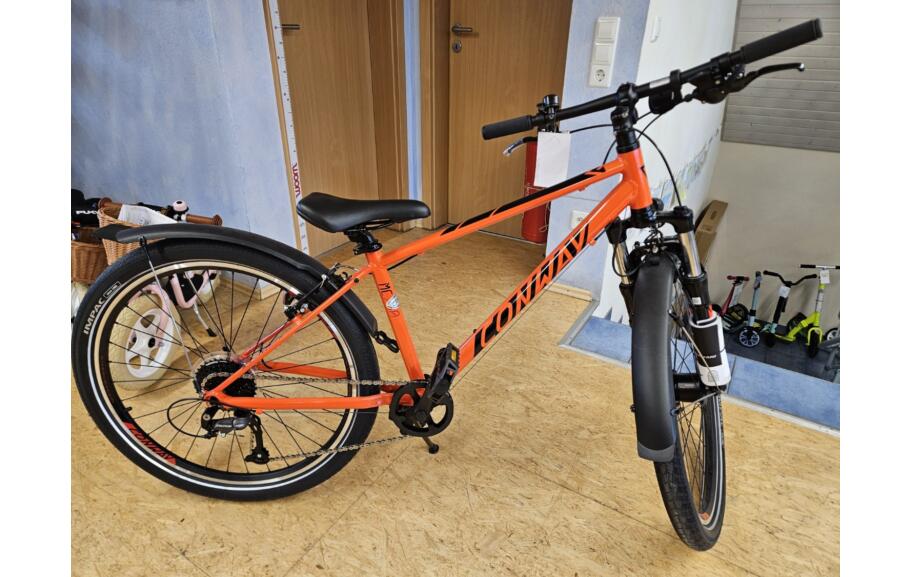 Conway MC 260 FG, RH. 38 cm