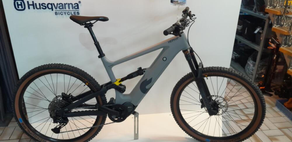 Hepha Mountain 7 Carbon FS Performance