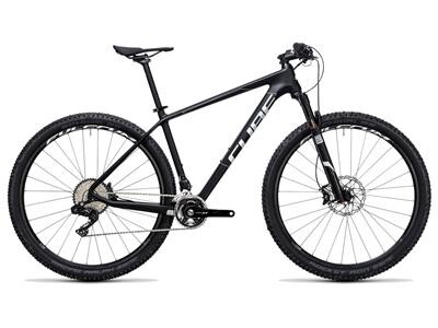 Cube Reaction GTC ONE carbon´n´white