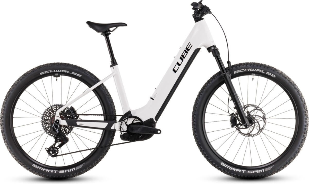 Cube Reaction Hybrid SLT metallicwhite´n´black Details