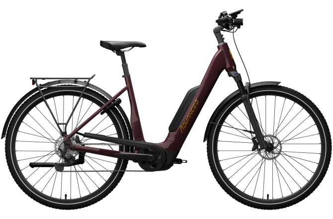 ADVANCED EBIKE TREKKING Plus