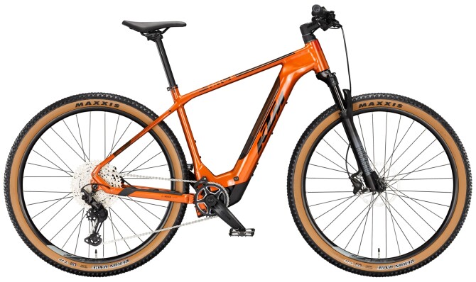 KTM MACINA RACE SX 10