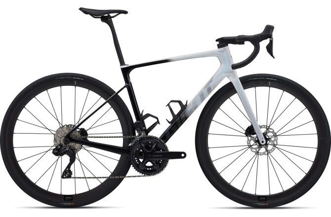 GIANT Defy Advanced Pro 1