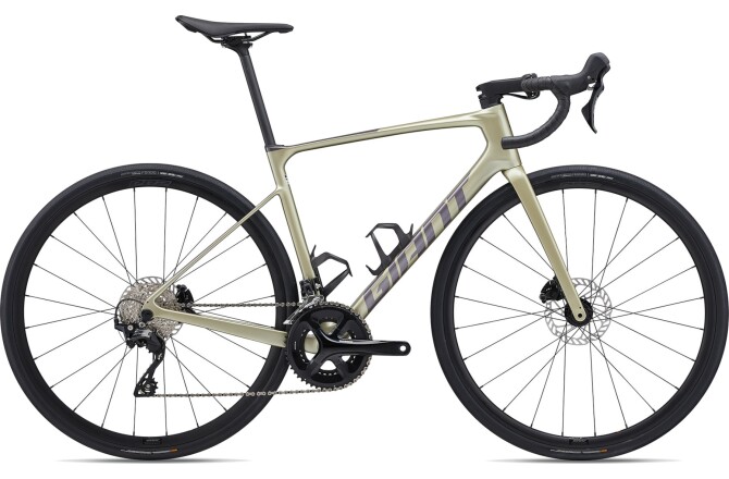 GIANT Defy Advanced 2