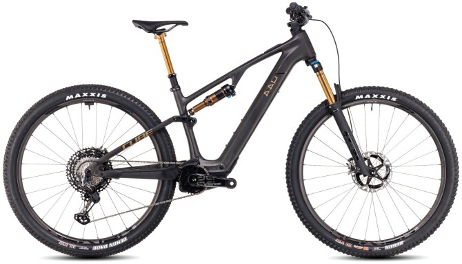 Cube AMS Hyb. ONE44 C:68X SLT 400X 29 carbon´n´golddust