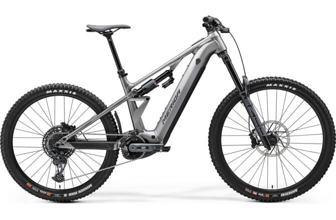 Merida eONE-EIGHTY 700