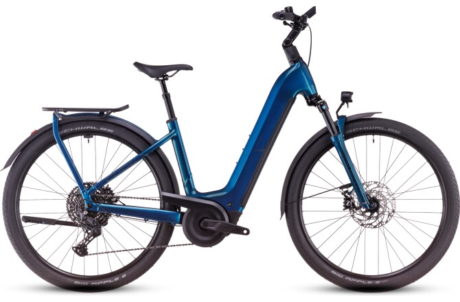 Cube Kathmandu Hybrid EX 800 electricblue´n´chrome