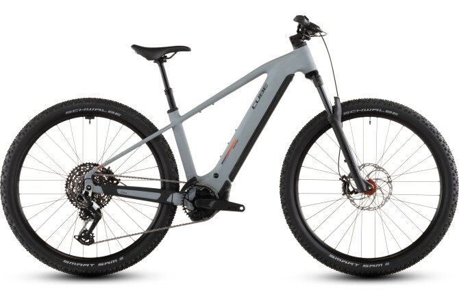 Cube Reaction Hybrid Race 800