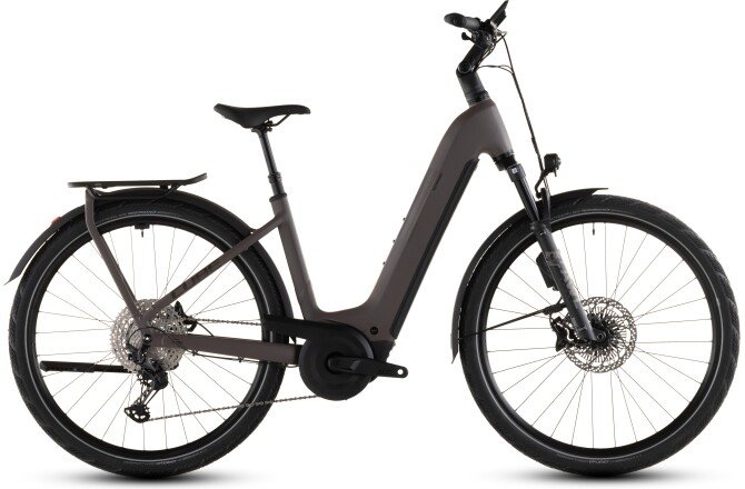 Cube Kathmandu Hybrid EXC 800