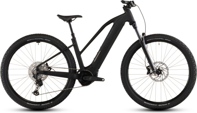 Cube Reaction Hybrid Pro 800