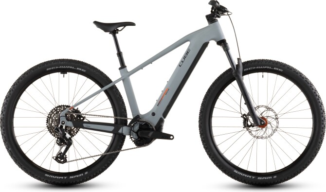 Cube Reaction Hybrid Race 800