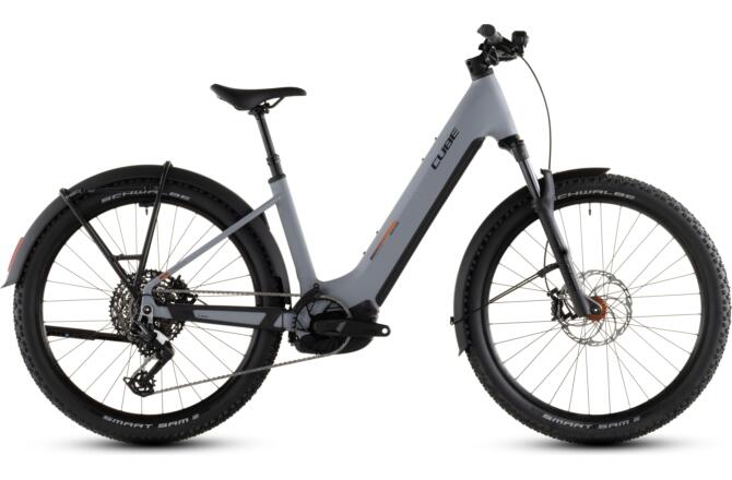 Cube Reaction Hybrid Race 800 FE