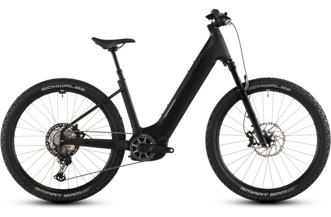 Cube Reaction Hybrid SLX 800