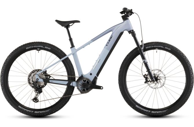 Cube Reaction Hybrid SLX 800