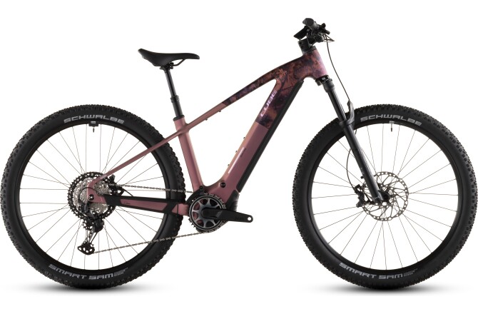 Cube Reaction Hybrid SLX 800