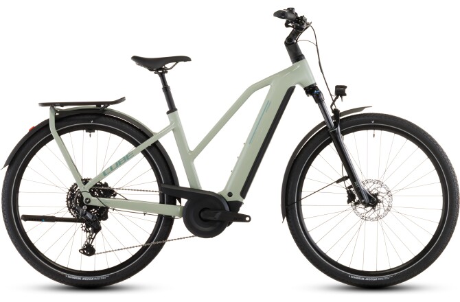 Cube Kathmandu Hybrid ONE 800