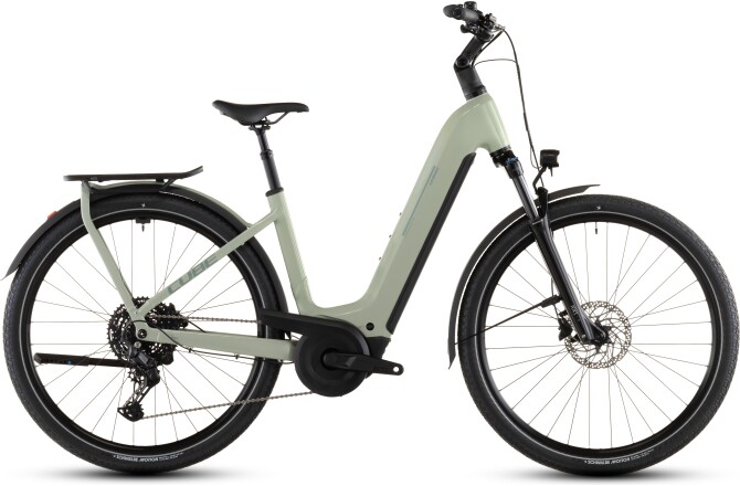 Cube Kathmandu Hybrid ONE 800