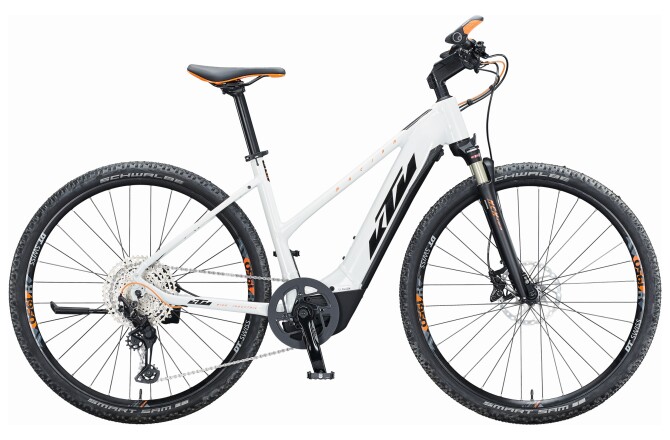 KTM MACINA CROSS 610