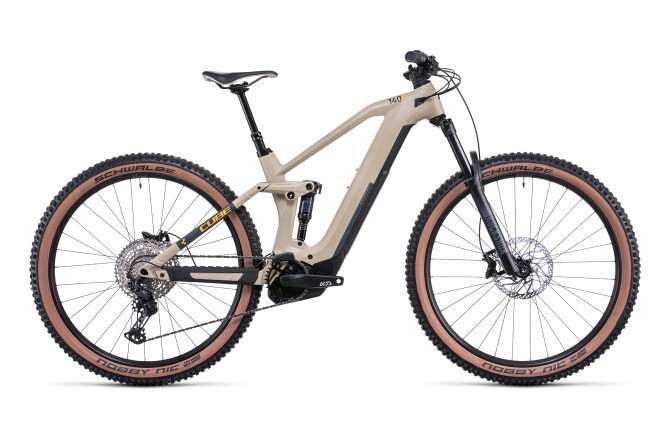 Cube Stereo Hybrid 140 HPC Race 625 desert´n´orange