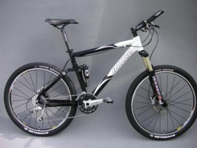 hier eine kleine Auswahl an individuellen Fahrrädern