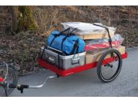 hinterher: Lastenanhänger