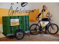 hinterher: Lastenanhänger