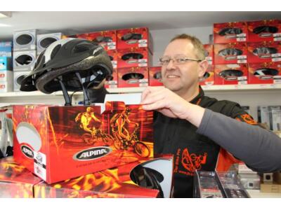 Fahrrad Helme Taschen und Zubehör