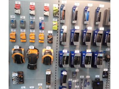 E-Bike Zubehör im Fahrradleden