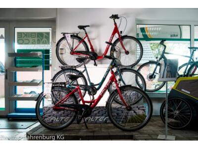 Zweirad Bahrenburg im Herbst