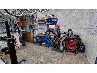 Fahrradhändler und Service seit 1981