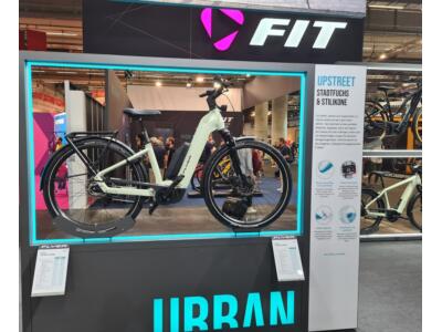 Neues Flyer Upstreet