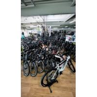 Alles beginnt mit einem kleinen Laden.