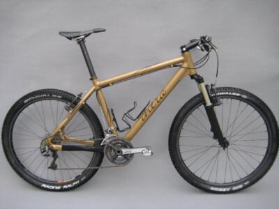 hier eine kleine Auswahl an individuellen Fahrrädern