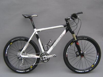 hier eine kleine Auswahl an individuellen Fahrrädern