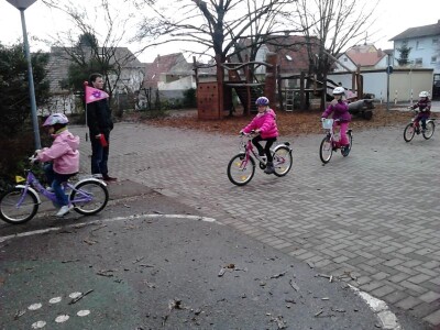 Die "Kleinen" ganz "Groß" bei Fahrradfahren