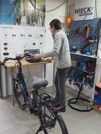 BOSCH e-Bike Service-Arbeitsplatz
