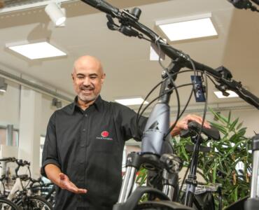 Michael Macaraig - Verkäufer