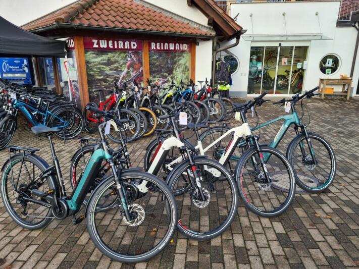 Die Bosch CX-Trekkingräder von Conway