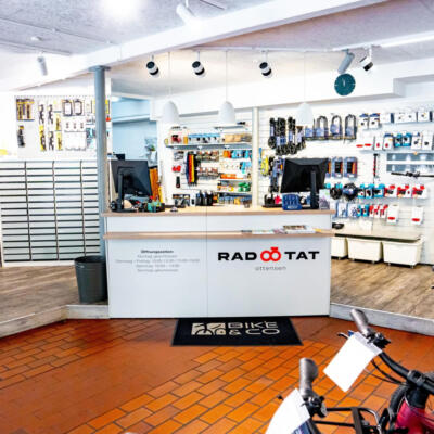 Persönlich. Lokal. Verlässlich.  Seit über 40 Jahren.