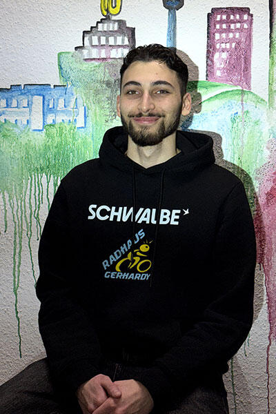 Olcay Hizarci („Olgi“)