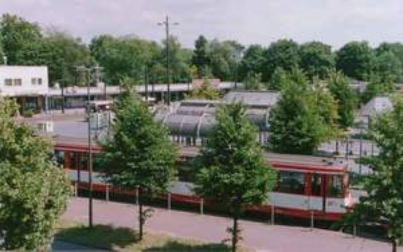 ... in der Wendeschleife der U75 finden Sie uns!