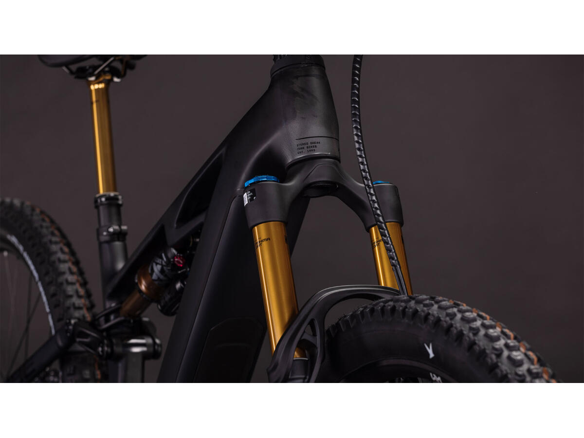 Cube Stereo Hybrid ONE44 HPC AT 800 carbon´n´gold