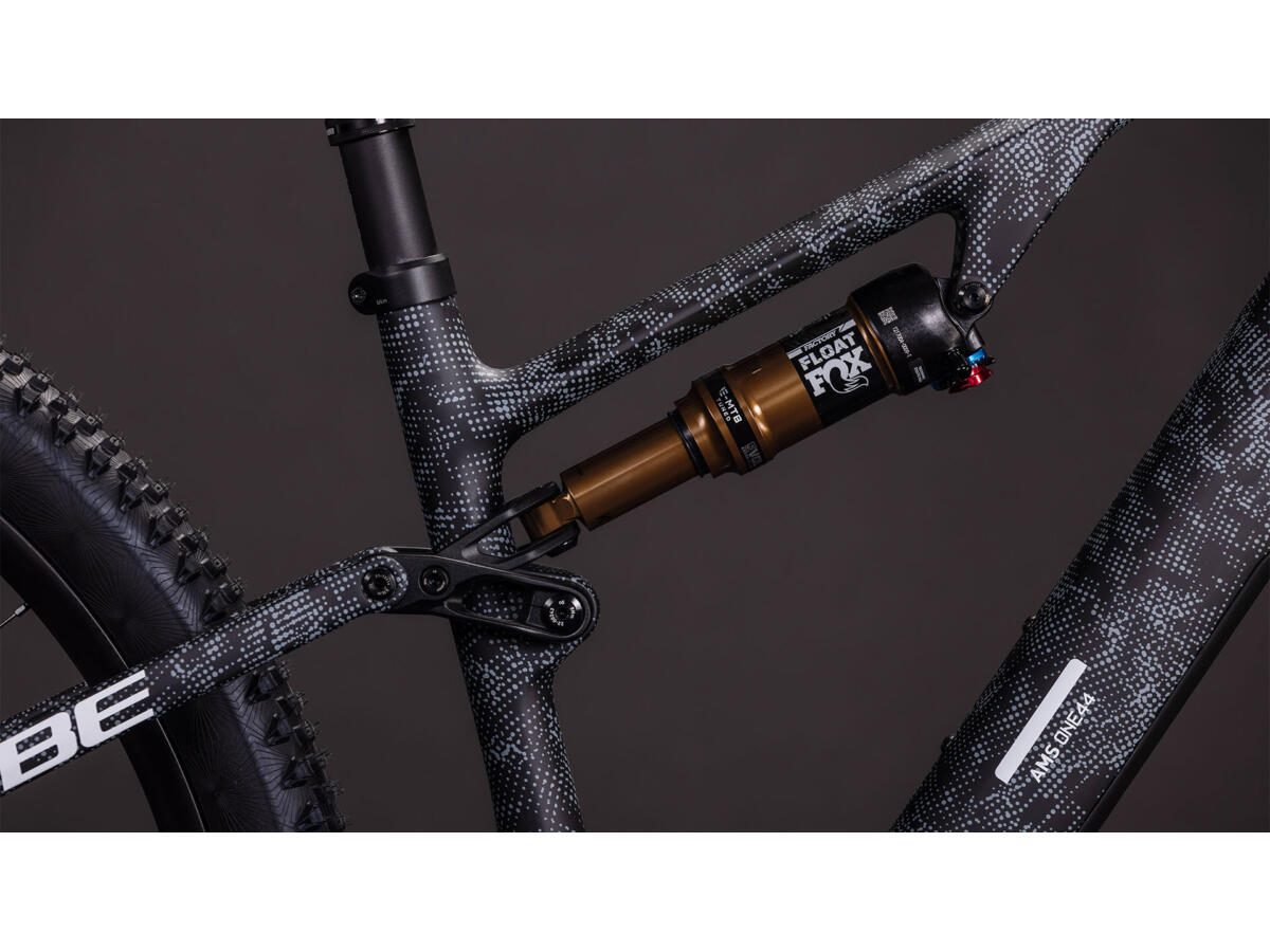 Cube AMS Hybrid ONE44 C:68X SLT 400X matrixblack´n´white